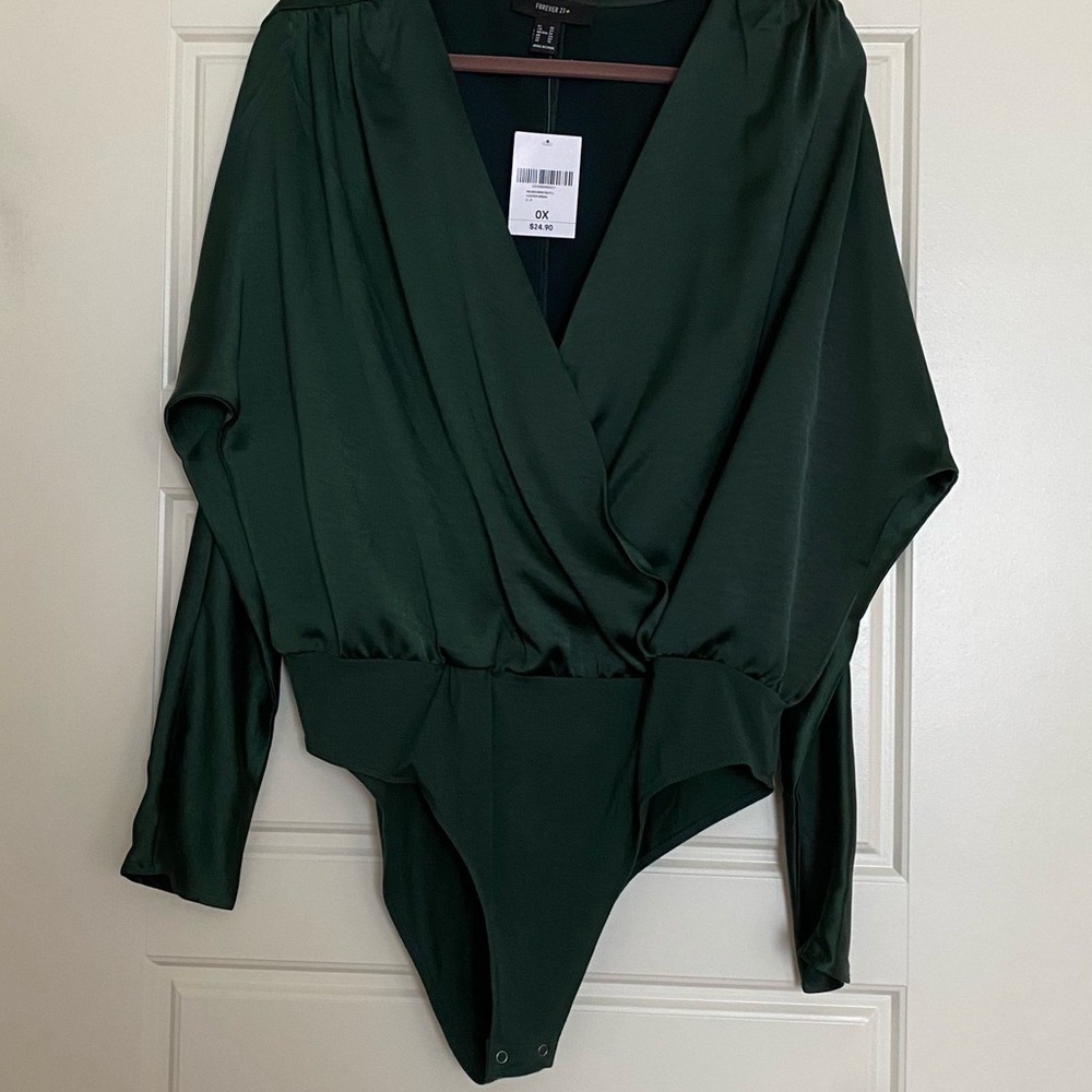 NWT Forever 21+ Long Sleeve Bodysuit